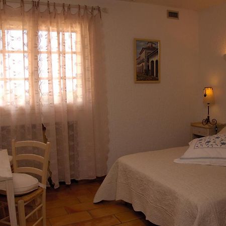 Chambre D'Hote Chez Dany - מוגין מראה חיצוני תמונה